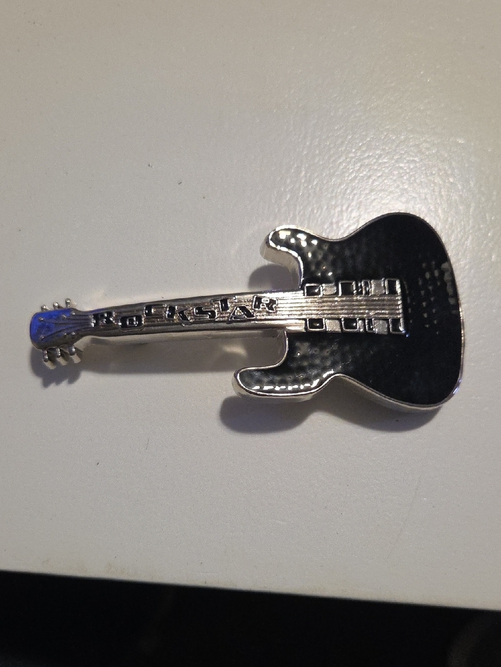 Black and Silver Guitar Belt Buckle